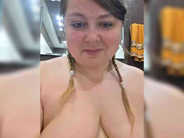 FLUFFY_BEAUTY webcam