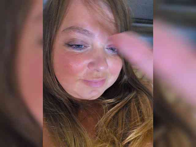 FLUFFY_BEAUTY webcam
