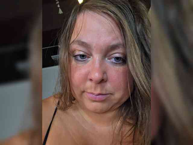 FLUFFY_BEAUTY webcam