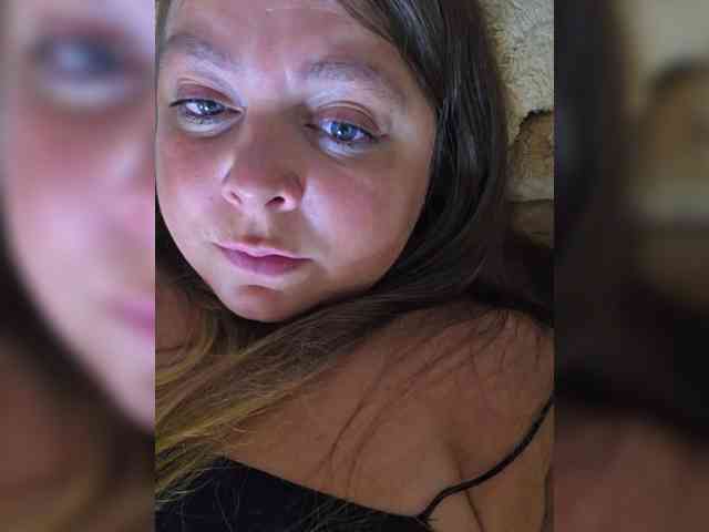 FLUFFY_BEAUTY webcam