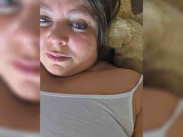 FLUFFY_BEAUTY webcam