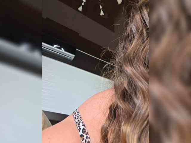 FLUFFY_BEAUTY webcam