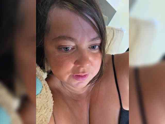 FLUFFY_BEAUTY webcam