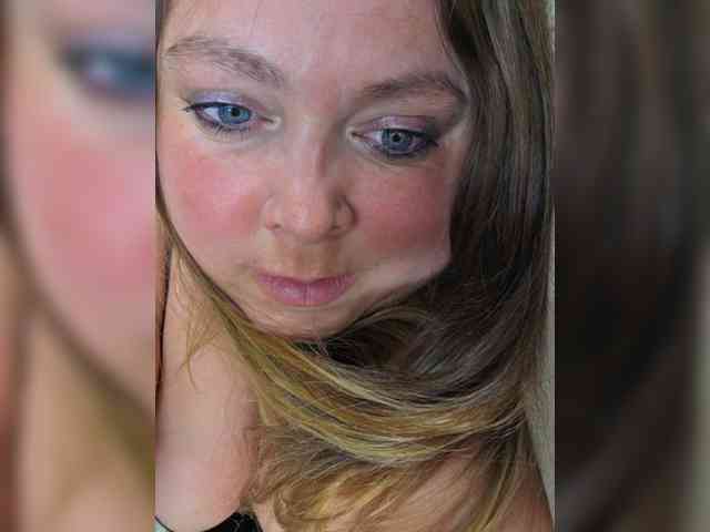 FLUFFY_BEAUTY webcam