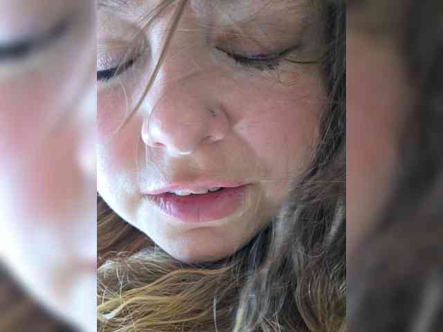 FLUFFY_BEAUTY webcam