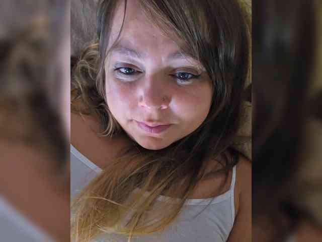 FLUFFY_BEAUTY webcam