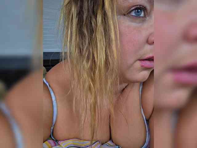 FLUFFY_BEAUTY webcam