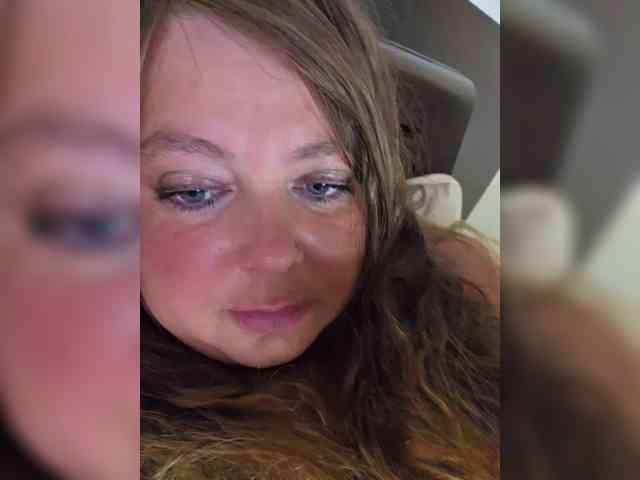 FLUFFY_BEAUTY webcam