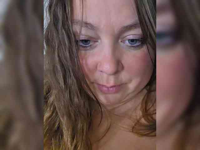 FLUFFY_BEAUTY webcam