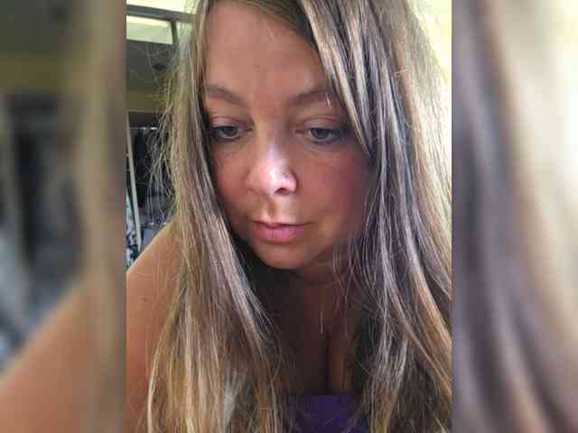 FLUFFY_BEAUTY webcam