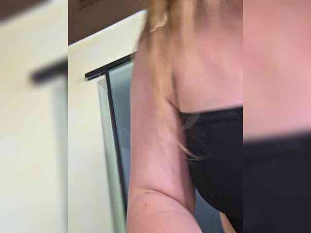 FLUFFY_BEAUTY webcam