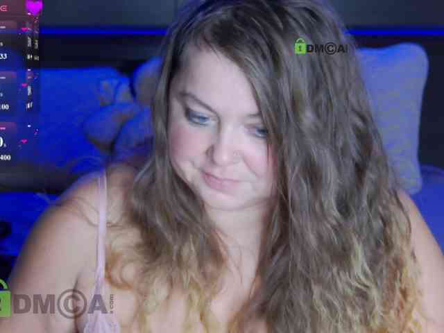 FLUFFY_BEAUTY webcam