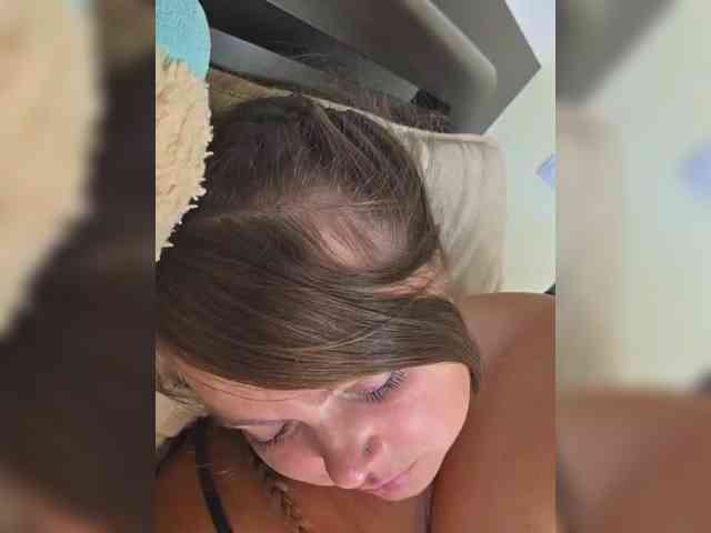 FLUFFY_BEAUTY webcam