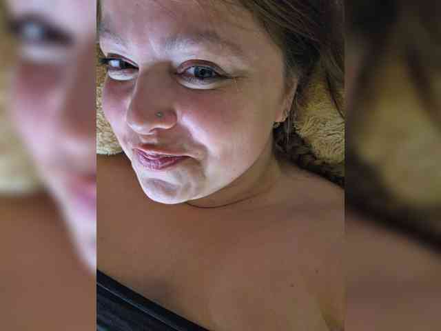 FLUFFY_BEAUTY webcam