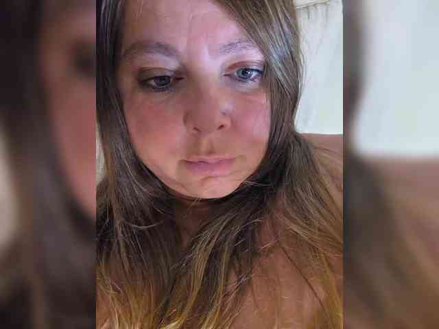 FLUFFY_BEAUTY webcam