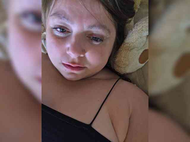 FLUFFY_BEAUTY webcam