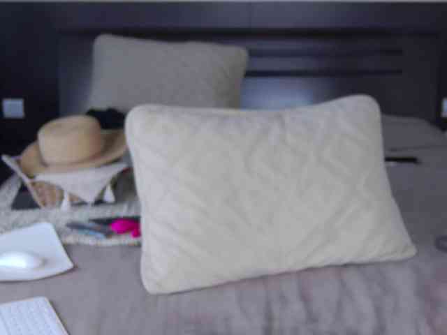 FLUFFY_BEAUTY webcam