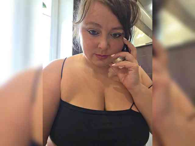 FLUFFY_BEAUTY webcam