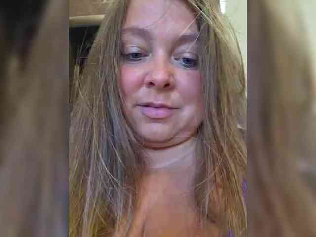 FLUFFY_BEAUTY webcam