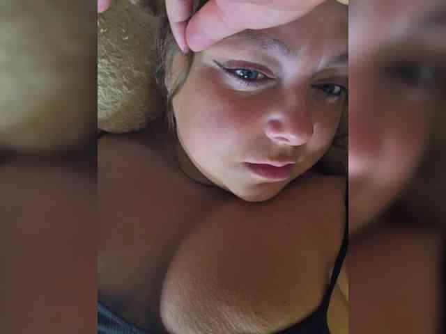 FLUFFY_BEAUTY webcam