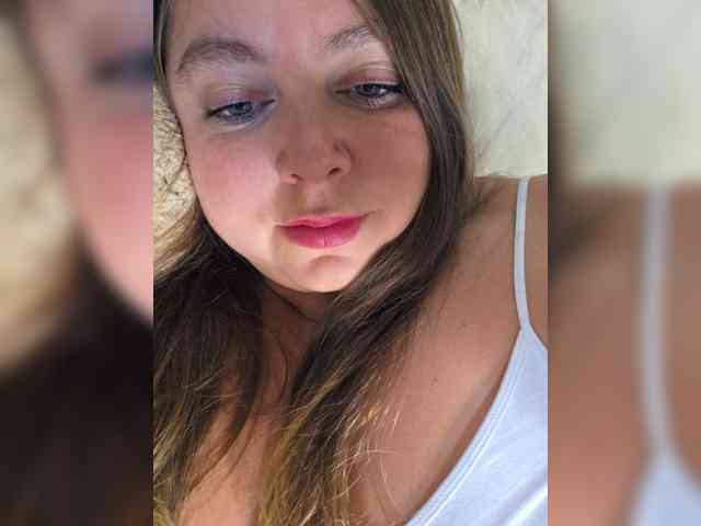 FLUFFY_BEAUTY webcam
