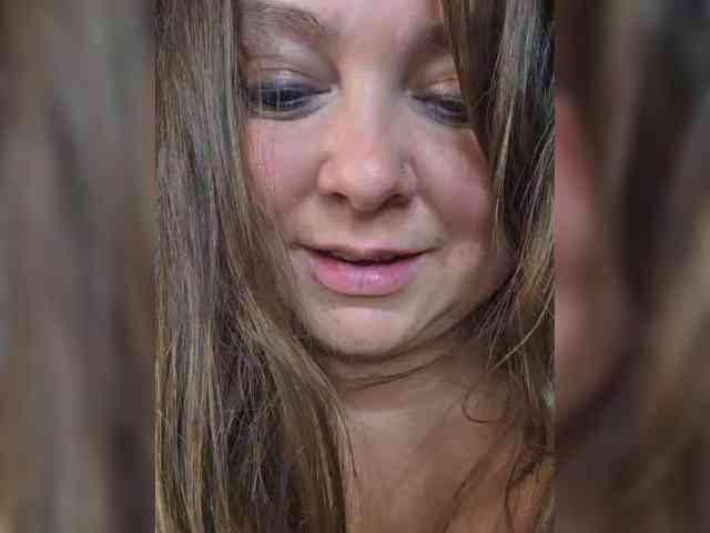 FLUFFY_BEAUTY webcam