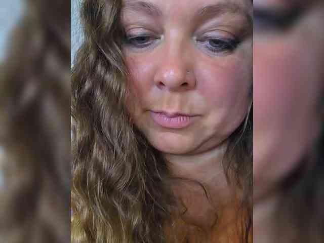 FLUFFY_BEAUTY webcam