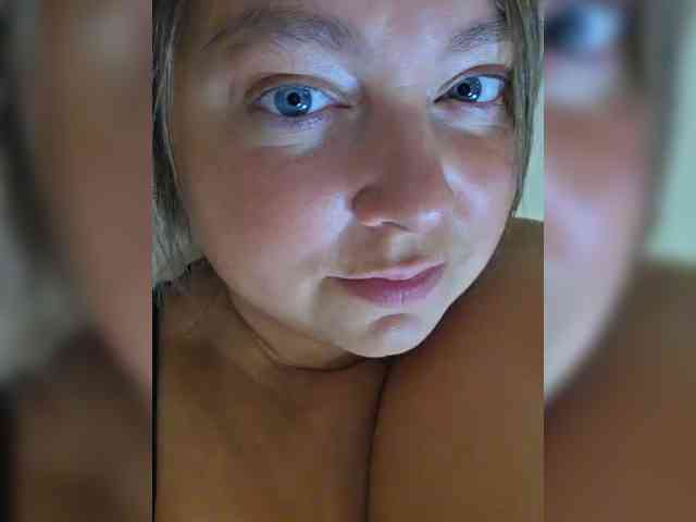 FLUFFY_BEAUTY webcam