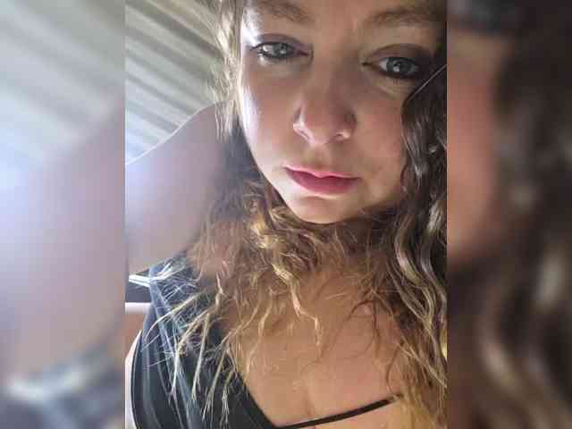 FLUFFY_BEAUTY webcam