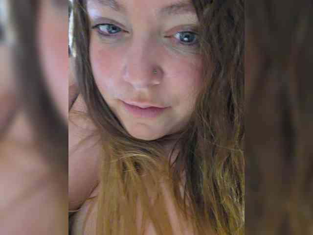 FLUFFY_BEAUTY webcam