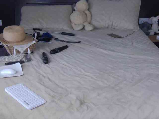 FLUFFY_BEAUTY webcam