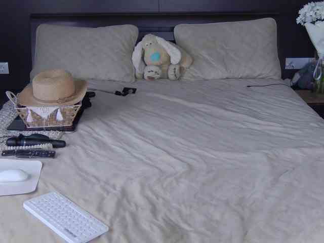 FLUFFY_BEAUTY webcam