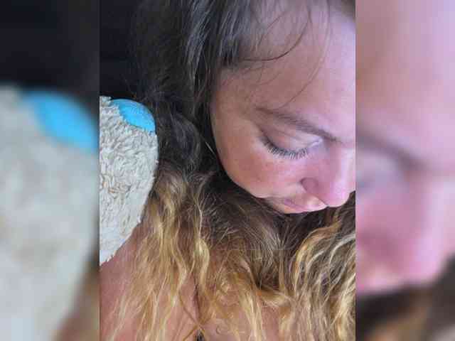 FLUFFY_BEAUTY webcam