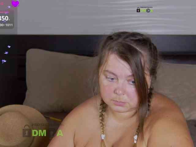 FLUFFY_BEAUTY webcam