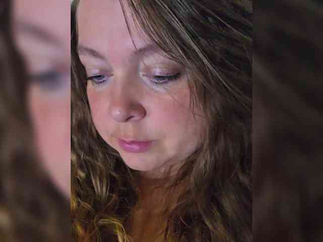 FLUFFY_BEAUTY webcam