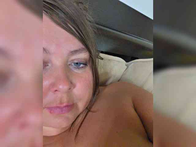 FLUFFY_BEAUTY webcam