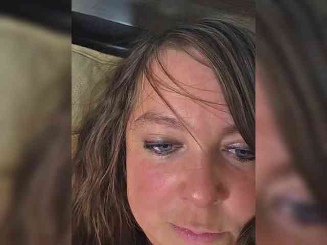 FLUFFY_BEAUTY webcam
