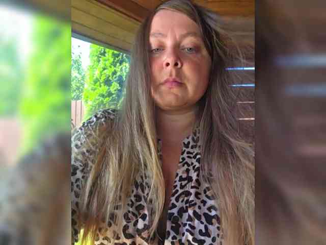 FLUFFY_BEAUTY webcam