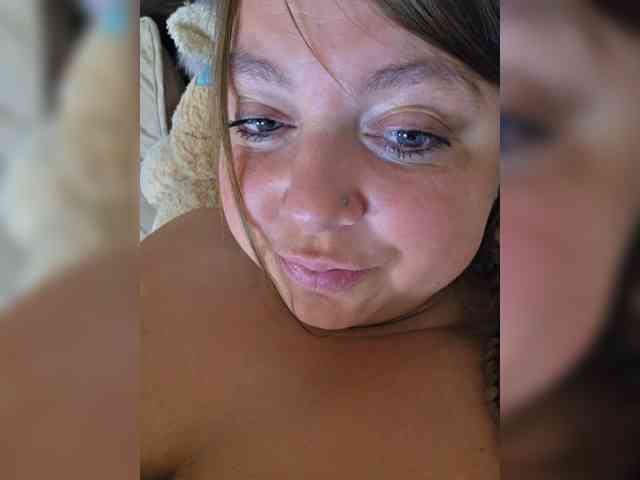FLUFFY_BEAUTY webcam