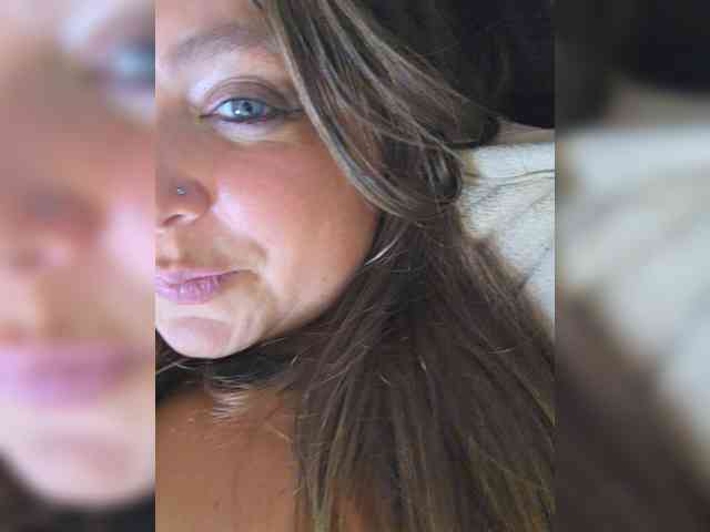 FLUFFY_BEAUTY webcam