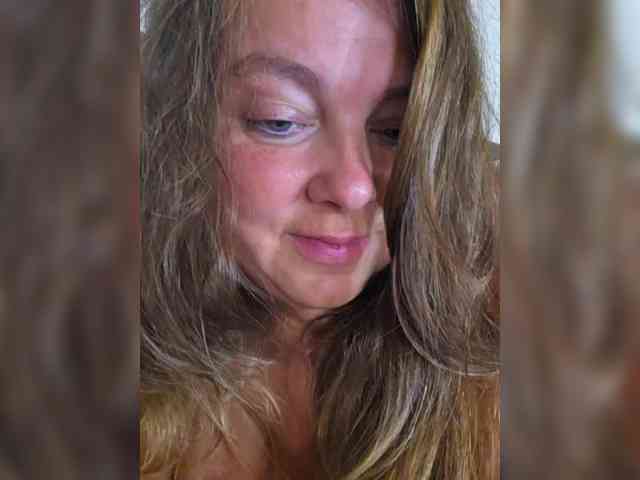 FLUFFY_BEAUTY webcam