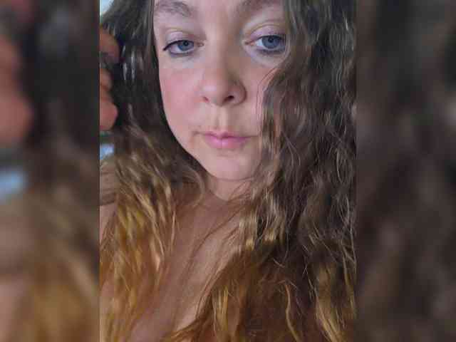 FLUFFY_BEAUTY webcam