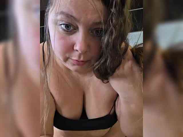 FLUFFY_BEAUTY webcam