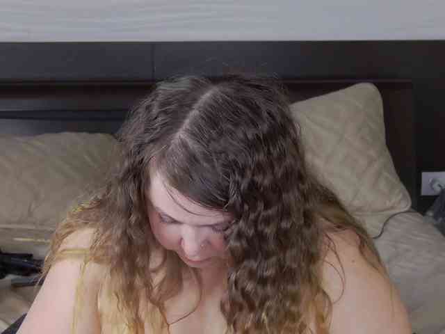 FLUFFY_BEAUTY webcam