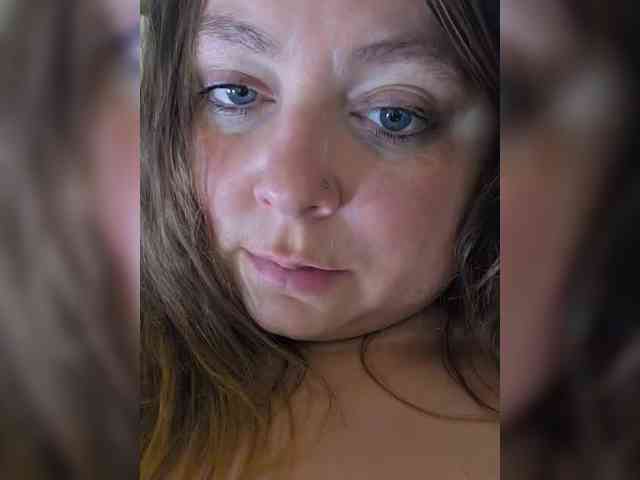 FLUFFY_BEAUTY webcam