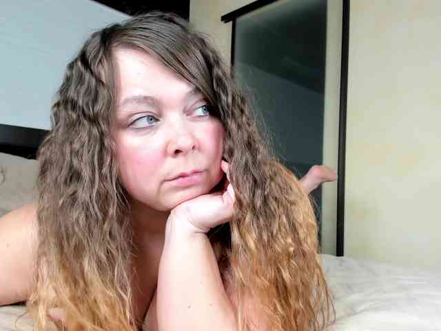 FLUFFY_BEAUTY webcam