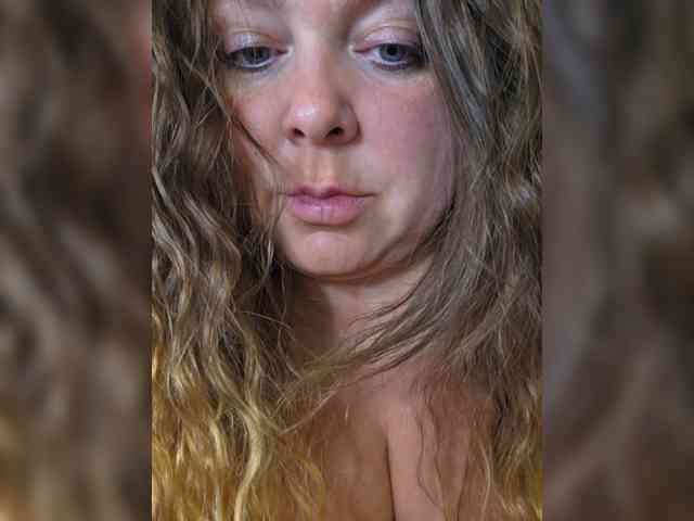 FLUFFY_BEAUTY webcam