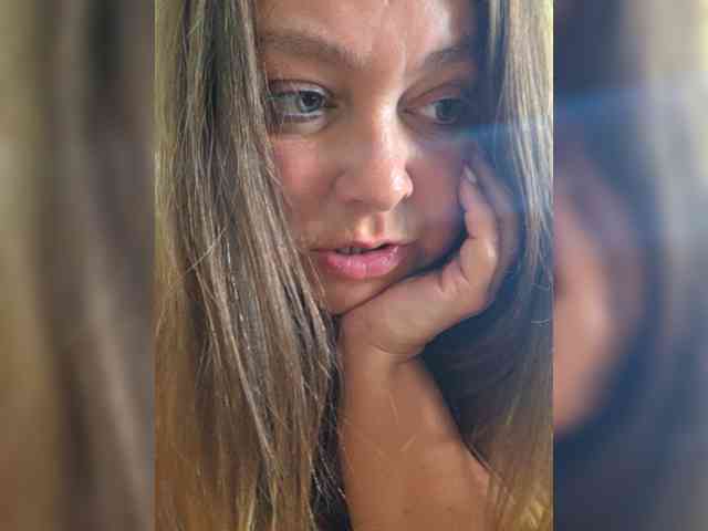 FLUFFY_BEAUTY webcam