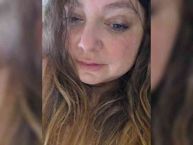 FLUFFY_BEAUTY webcam