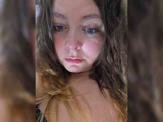 FLUFFY_BEAUTY webcam